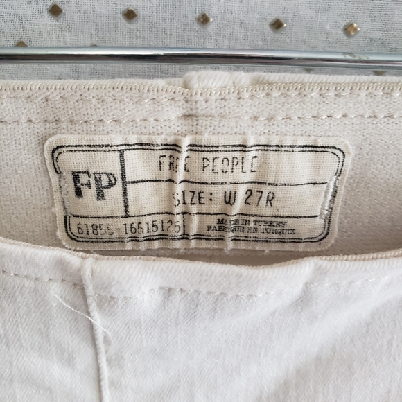 Free People Penny Pull On Flare Jeans Off White - Picture 8 of 8